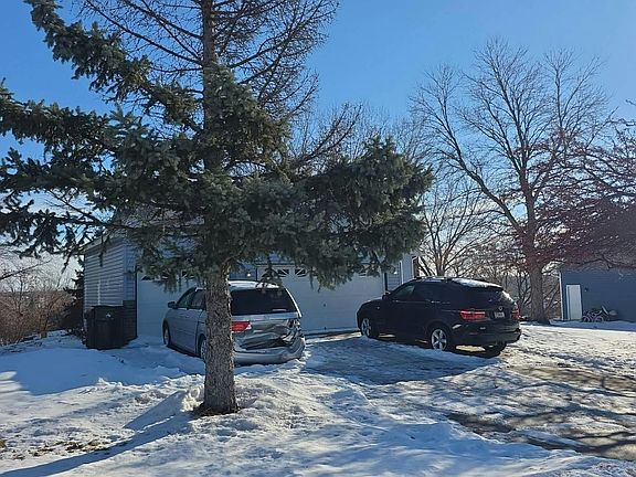 3rd image of 2970 Duluth St