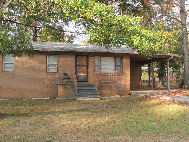 1st image of 112 S Poplar Springs Dr