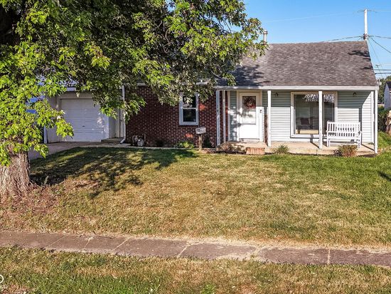 14 Eastman Rd, Anderson, IN 46017