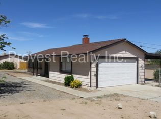 10583 Oakwood Ave, Hesperia, CA 92345