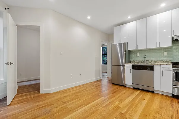 Rented by Dalan Rentals | media 7