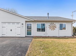 1880 Windmill Dr, Baldwin, WI 54002