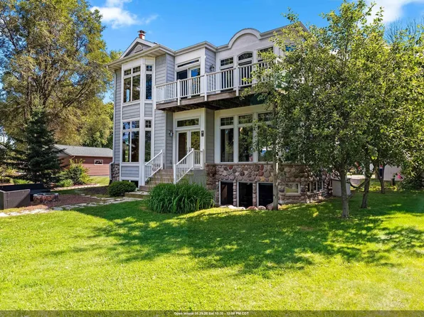 E7353 Welch Rd, Fremont, WI 54940