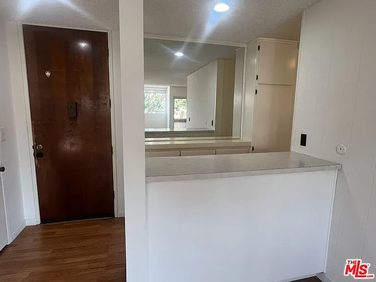 6000 Canterbury Dr #6000D212 — Photo 2
