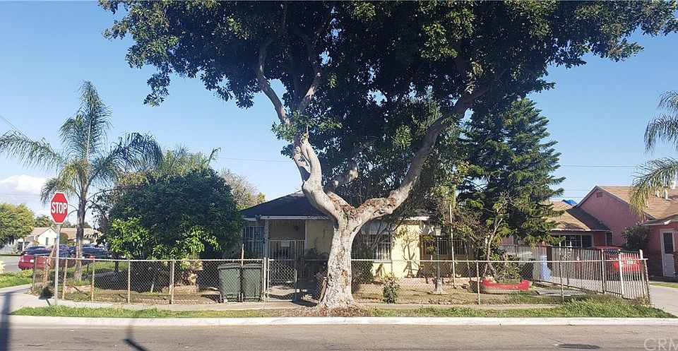 1st image of 10700 San Luis Ave