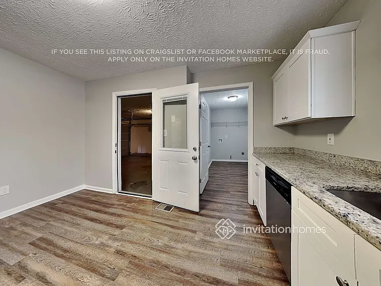 146 Springvalley Cir — Photo 6