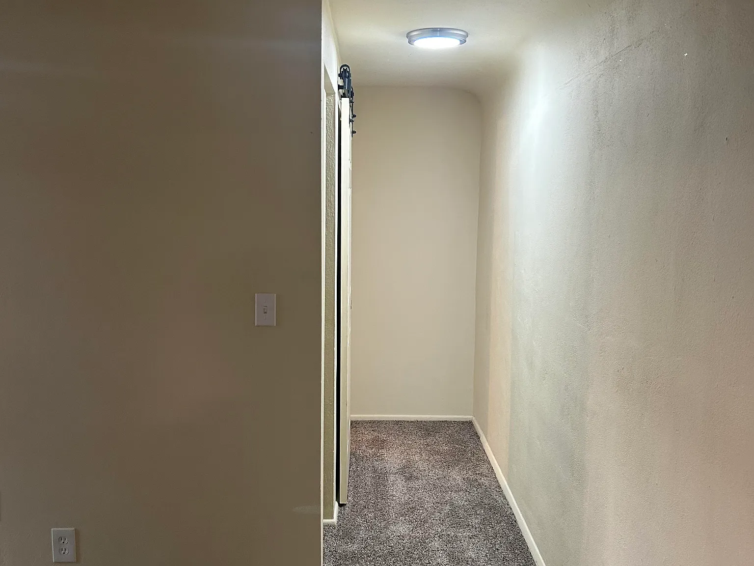 1 bed, 500 sqft, $795 — Photo 3