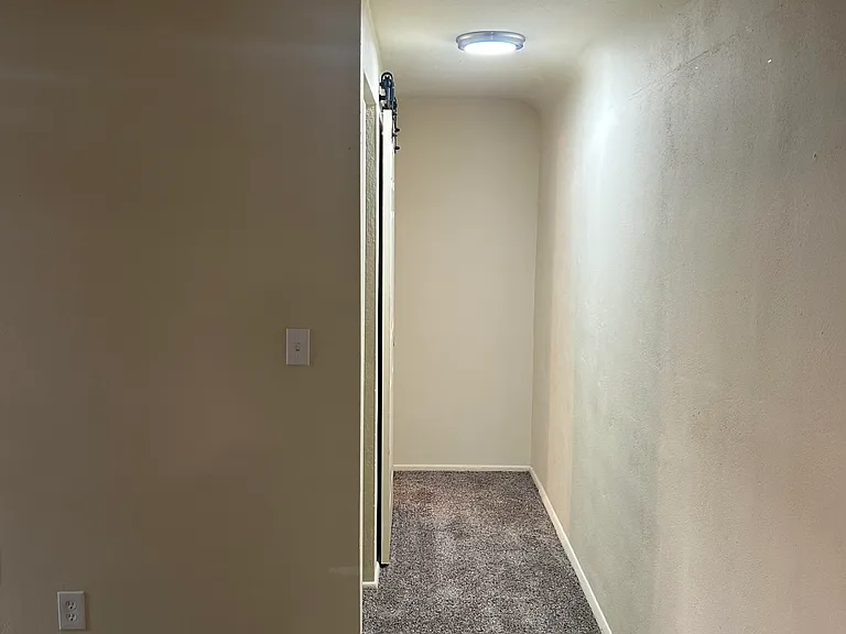 230 Ludlow Ave #4 — Photo 3