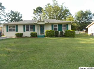 2232 11th St SE, Decatur, AL 35601