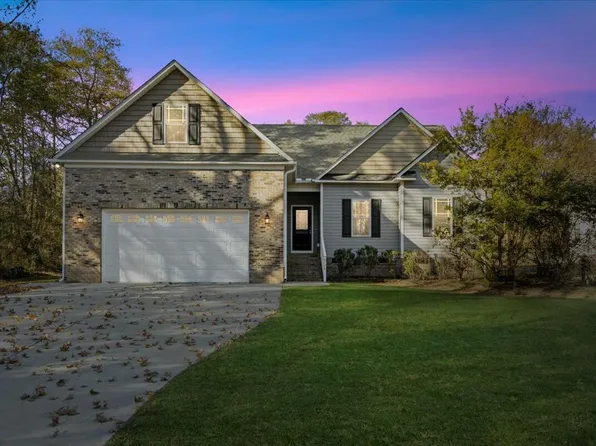 8228 Burgwyn Ln, Willow Spring, NC 27592
