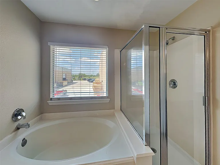 16650 Beckland Ln — Photo 11