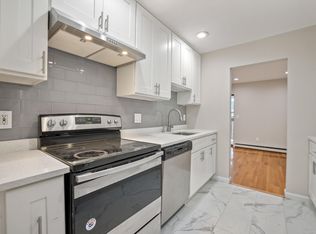 257 Greyrock Pl #2B, Stamford, CT 06901