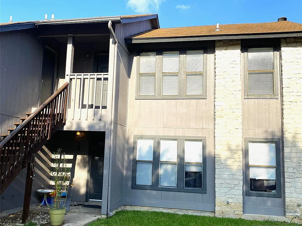 1815 Rawhide Dr #1815