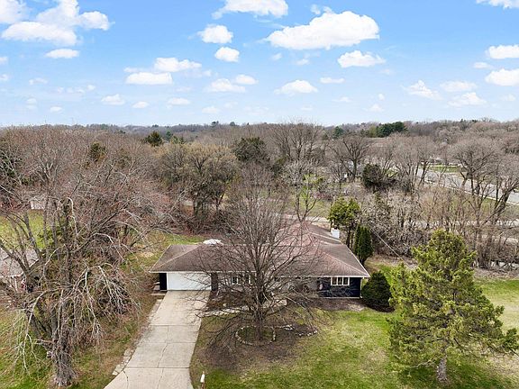 5th image of 18 Brakefield Dr