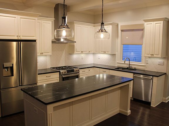 Open kitchen