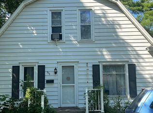 902 E Ashland Ave, Indianola, IA 50125