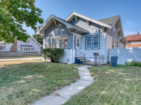 7114 16th AVENUE, Kenosha, WI 53143