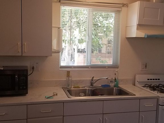 2nd image of 9216 Flora Vista St