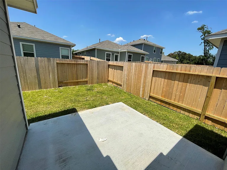 19615 Cat Spruce Ct — Photo 10