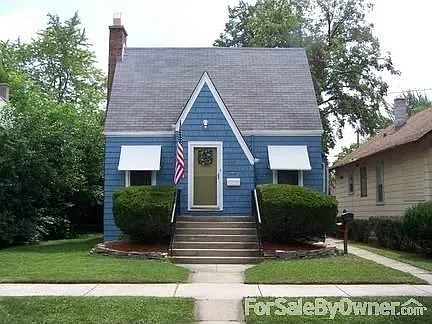 12557 Elm St photo 1