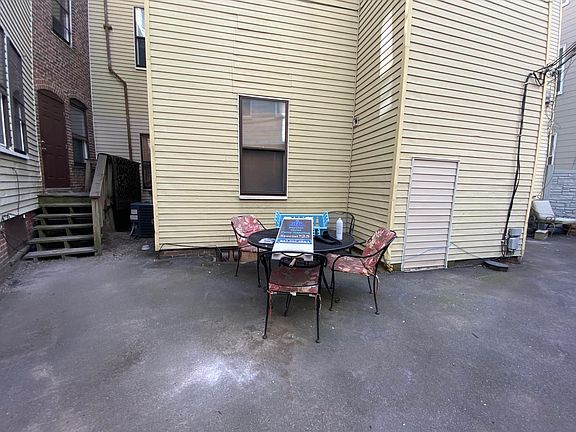 5th image of 161 Hampshire St #F3