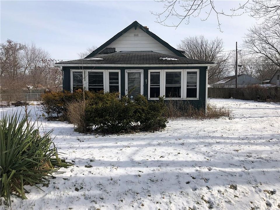 1st image of 661 Hollywood Ave