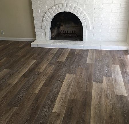 5th image of 2686 Laurel Dr