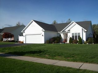 40 Emery Run, Rochester, NY 14612