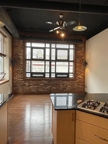 412 Main St #1 Photo 1