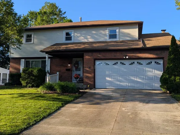 1213 Slade Ave, Columbus, OH 43235