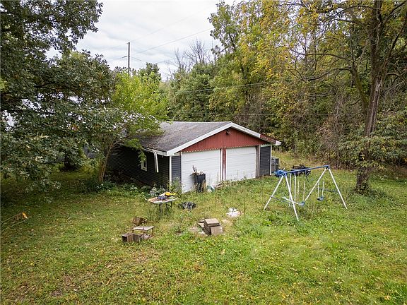 11th image of 32516 N 1700 East Rd