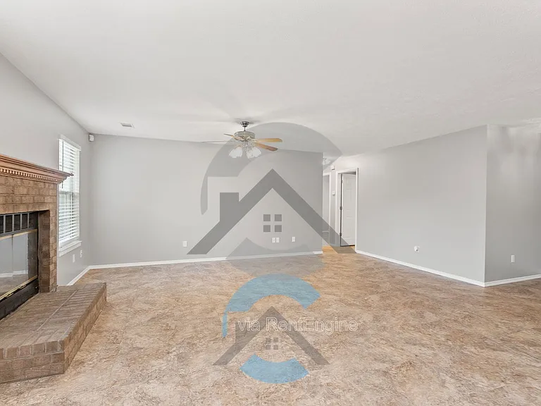 1412 Ivy St — Photo 4