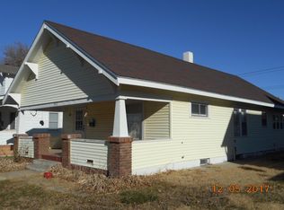 903 W 1st St, Mccook, NE 69001
