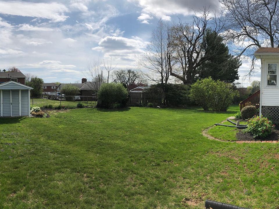 2nd image of 1441 Adams Ave