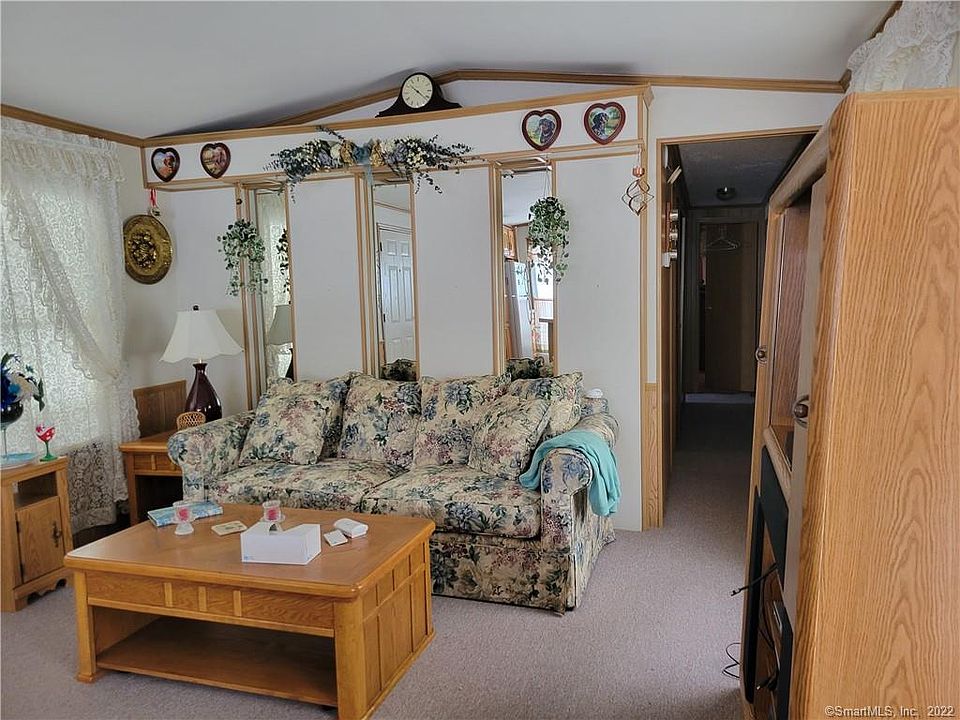 2nd image of 1215 North Rd #2