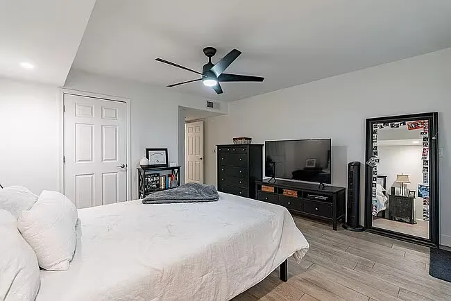 9460 E Mission Ln #116 — Photo 32
