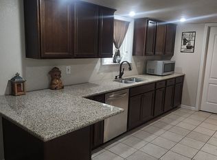 113 Armstrong Ave, Clovis, CA 93611