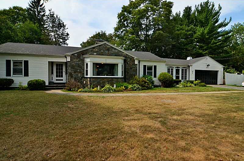 57 Locust St, Attleboro, MA 02703 Zillow