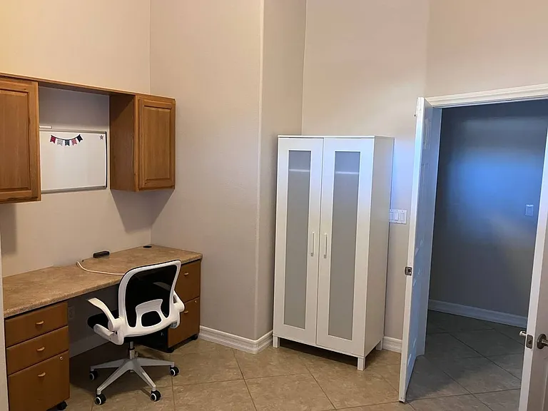 489 First Light St — Photo 18