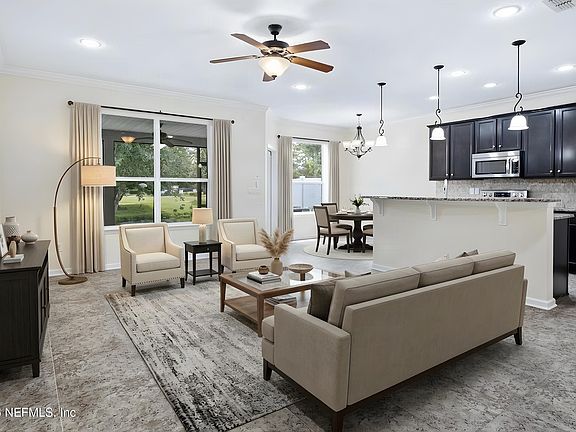 3rd image of 435 WALNUT Drive