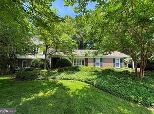 16717 Cutlass Dr, Rockville, MD 20853