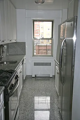 Rented by Michael K Namm Associates | media 25