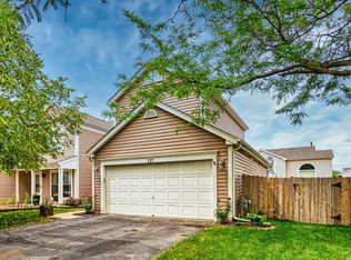 117 Horizon Cir, Carol Stream, IL 60188