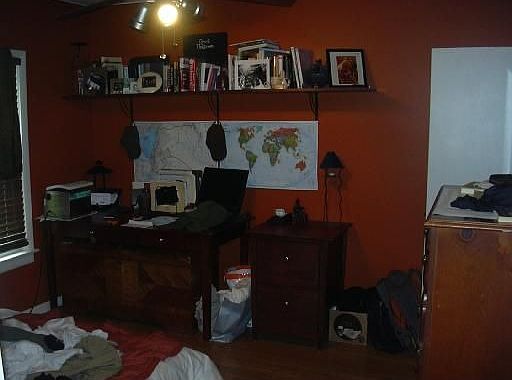 4th image of 998 S College Ave