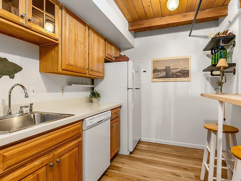 125 Main St #58 — Photo 3