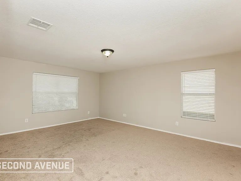 6237 Hereford Dr — Photo 14