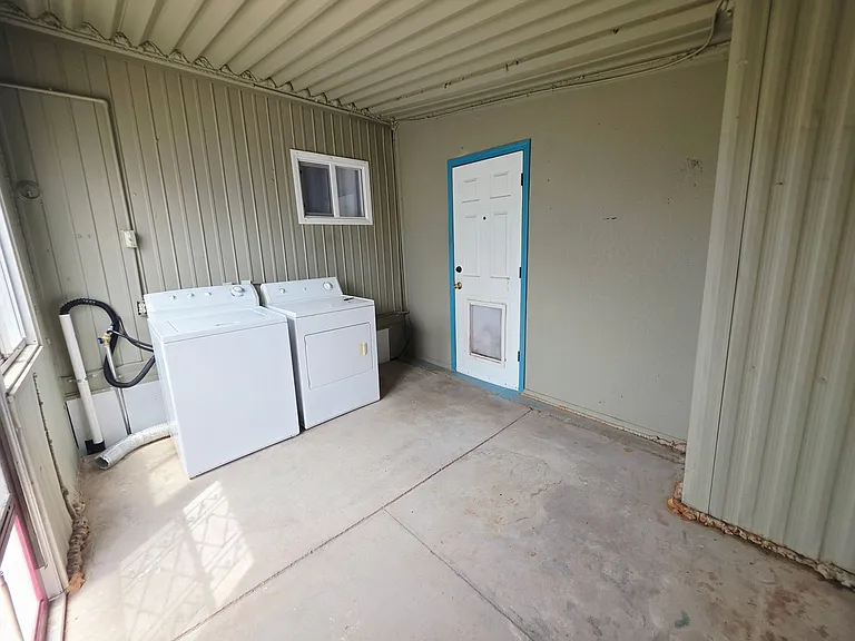 1779 Artesia Dr — Photo 17