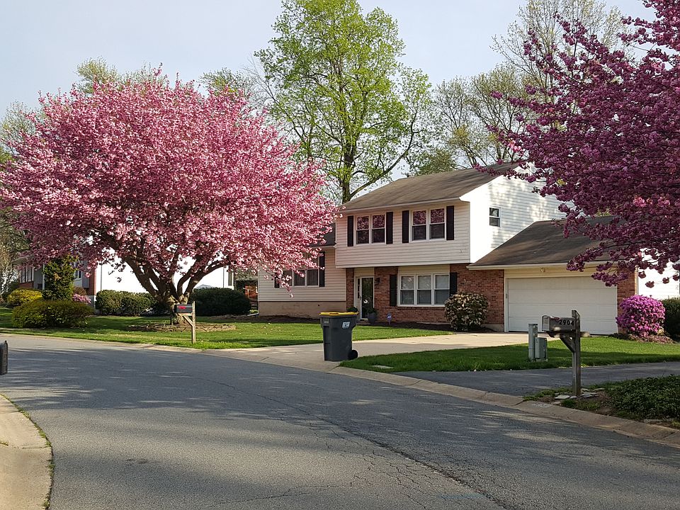 1st image of 2902 Bodine Dr