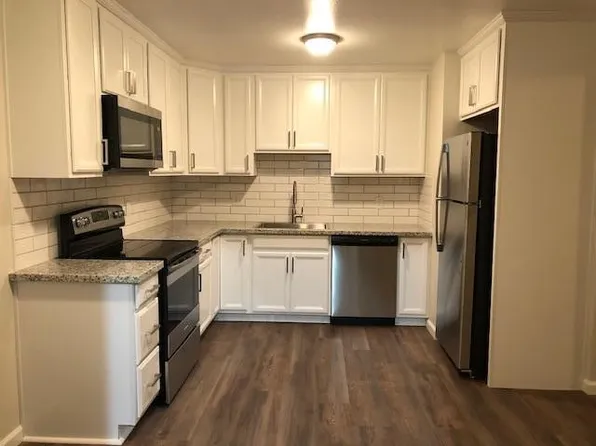 1327 E Bellevue Rd, Atwater, CA 95301