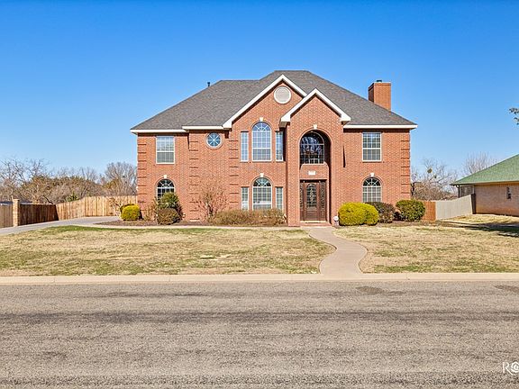 3rd image of 1378 Gleneagles Dr